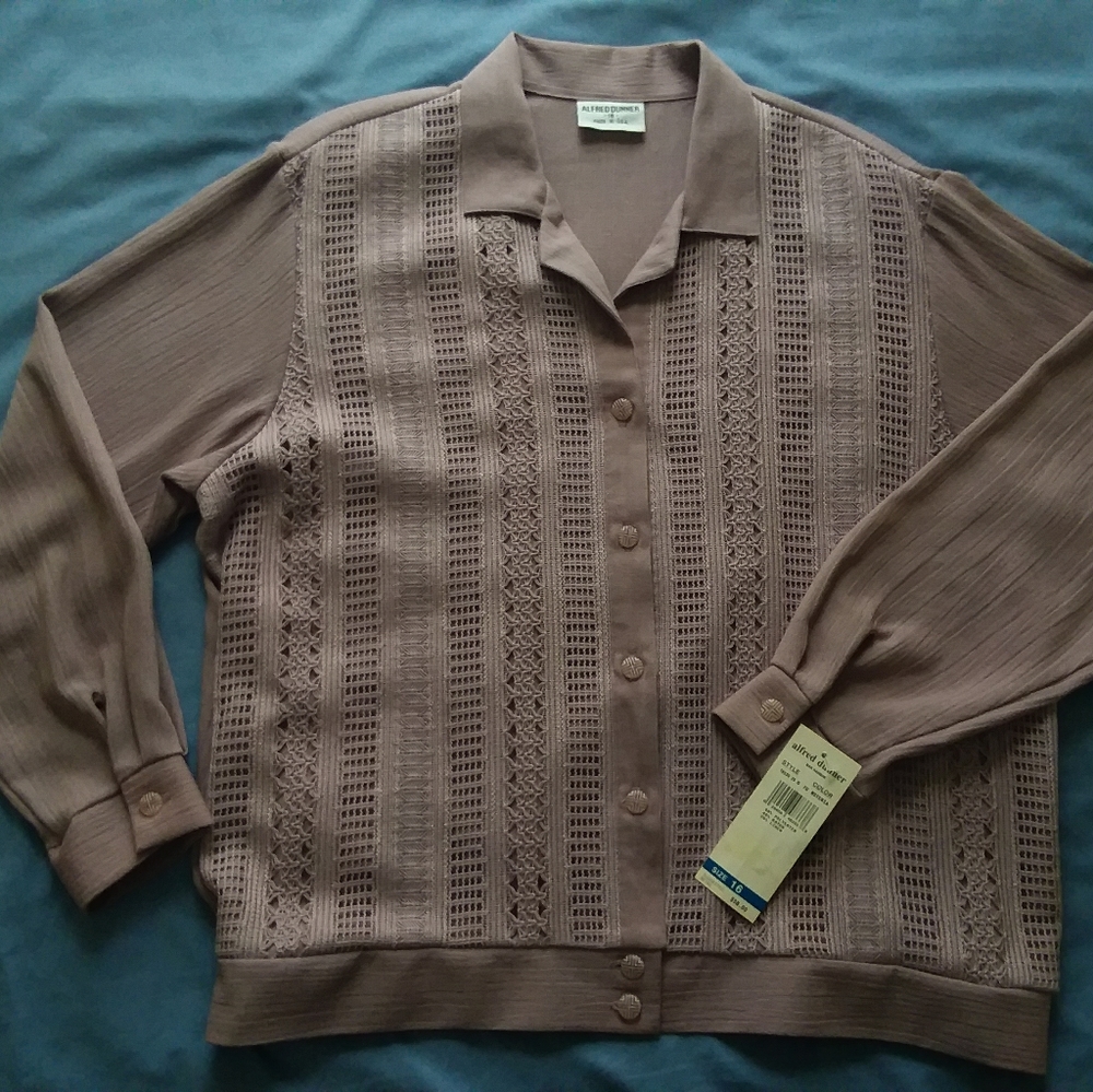 Alfred Dunner | Size 16 Button-Up Shirt |Wisteria